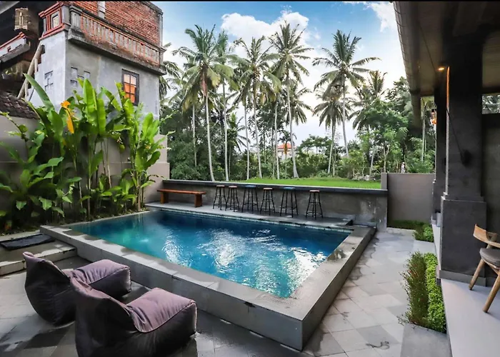 Harmony House R5 - Rice Field View, 2 Min Center - Shared Pool